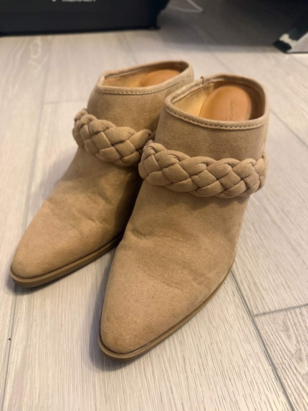 Universal Thread Braided Suede Mule Booties in Tan Size 9.5